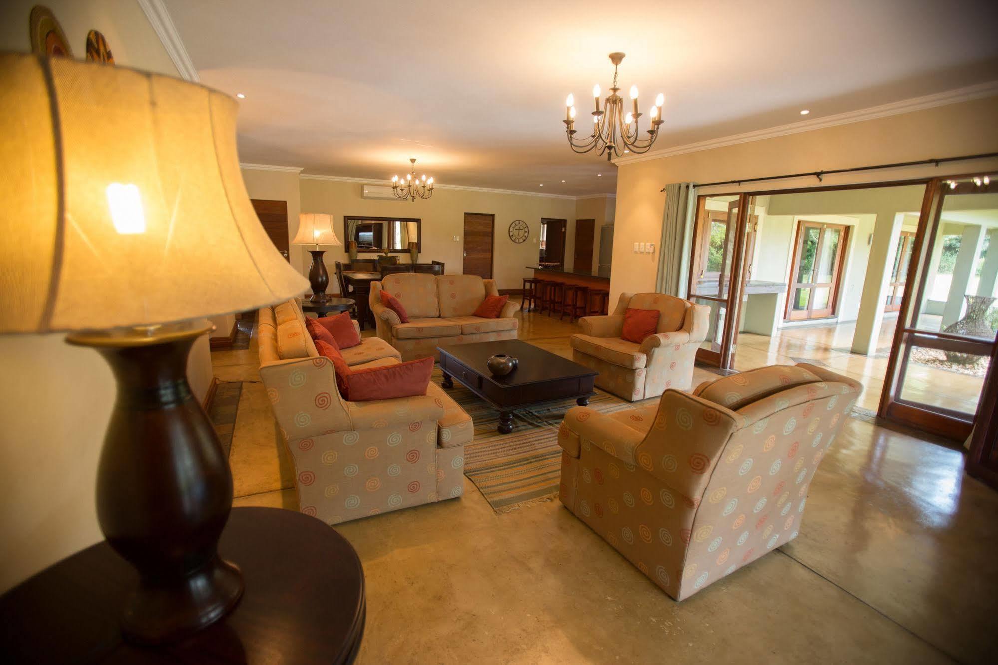 Nkonyeni Lodge&Golf Estate Ngwempisi Eksteriør billede