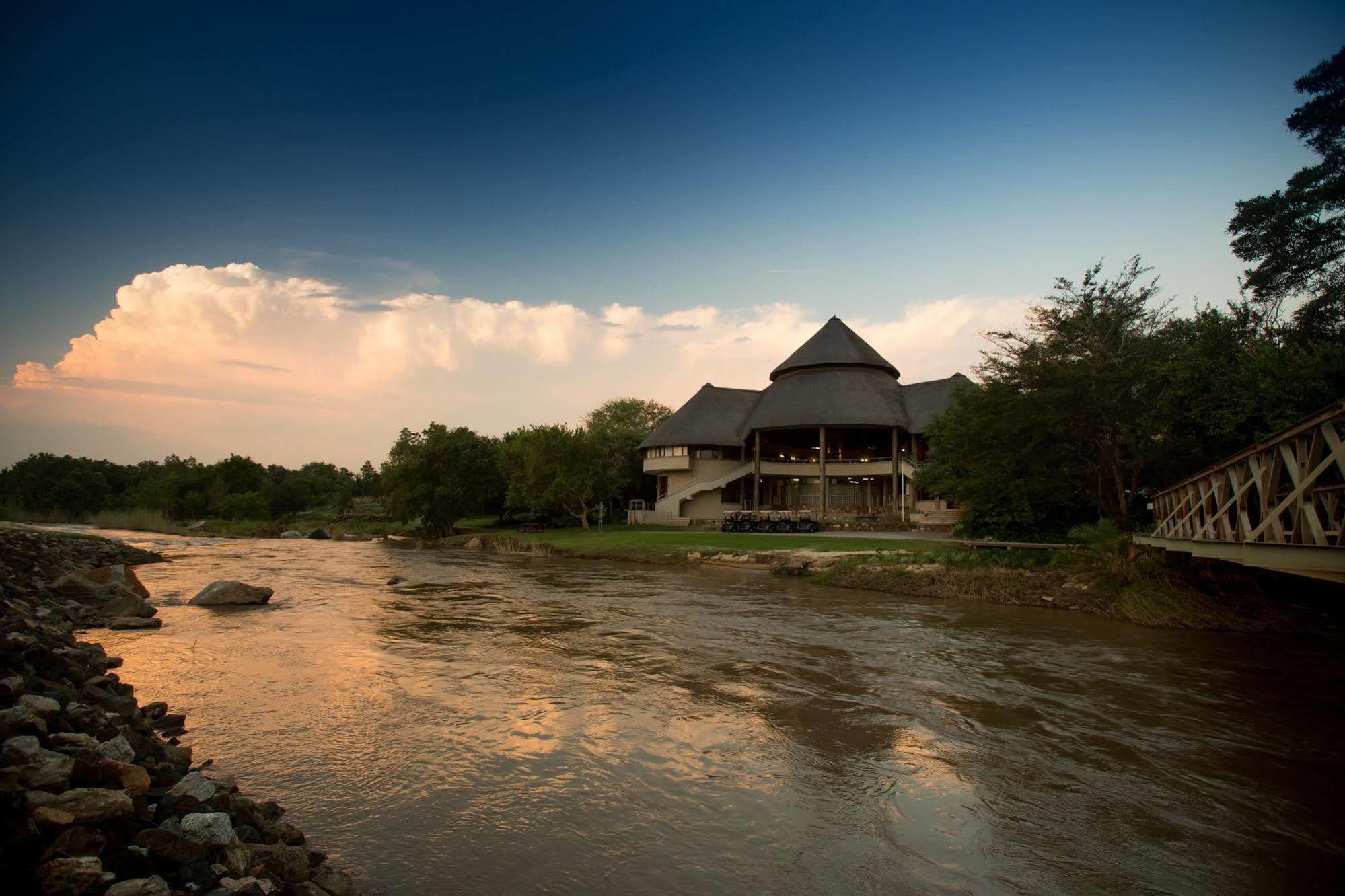 Nkonyeni Lodge&Golf Estate Ngwempisi Eksteriør billede